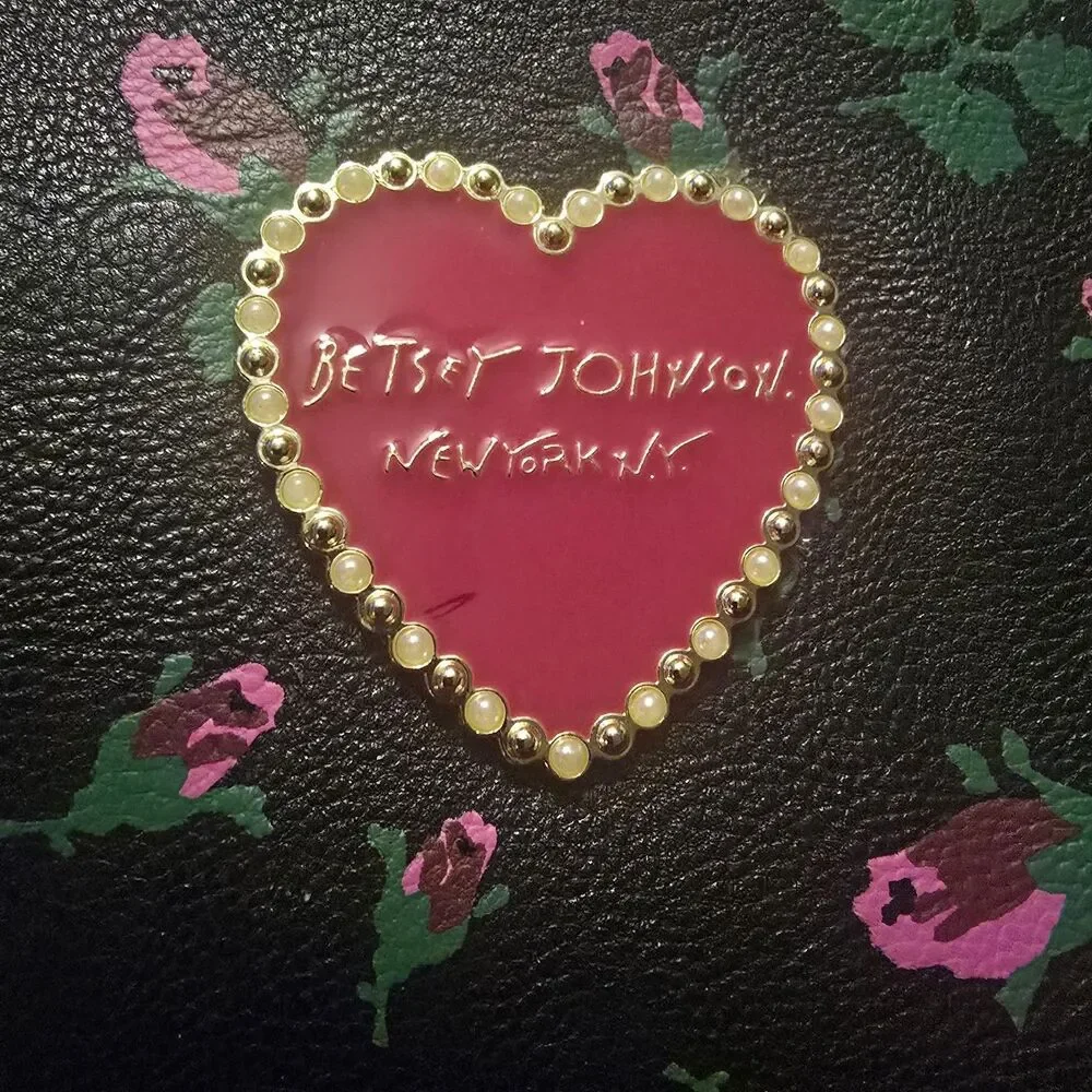 Betsey Johnson Floral Zipper Makeup Bag Heart Logo Black Pink Green